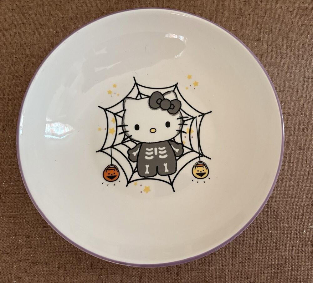 Hello Kitty Sanrio Halloween Ceramic Bowl 46 oz Skelton Spiderweb 9” Trick Treat